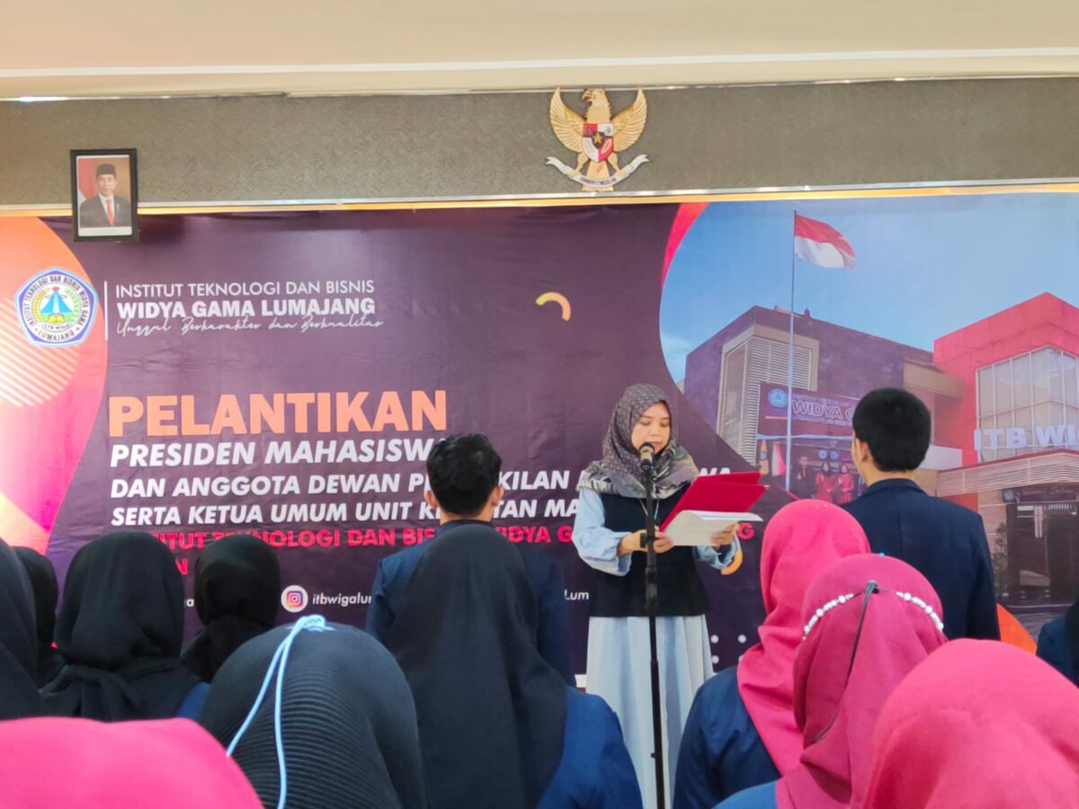 Rektor Itb Wiga Melantik Pengurus Persma Dpm Dan Ukm Institut